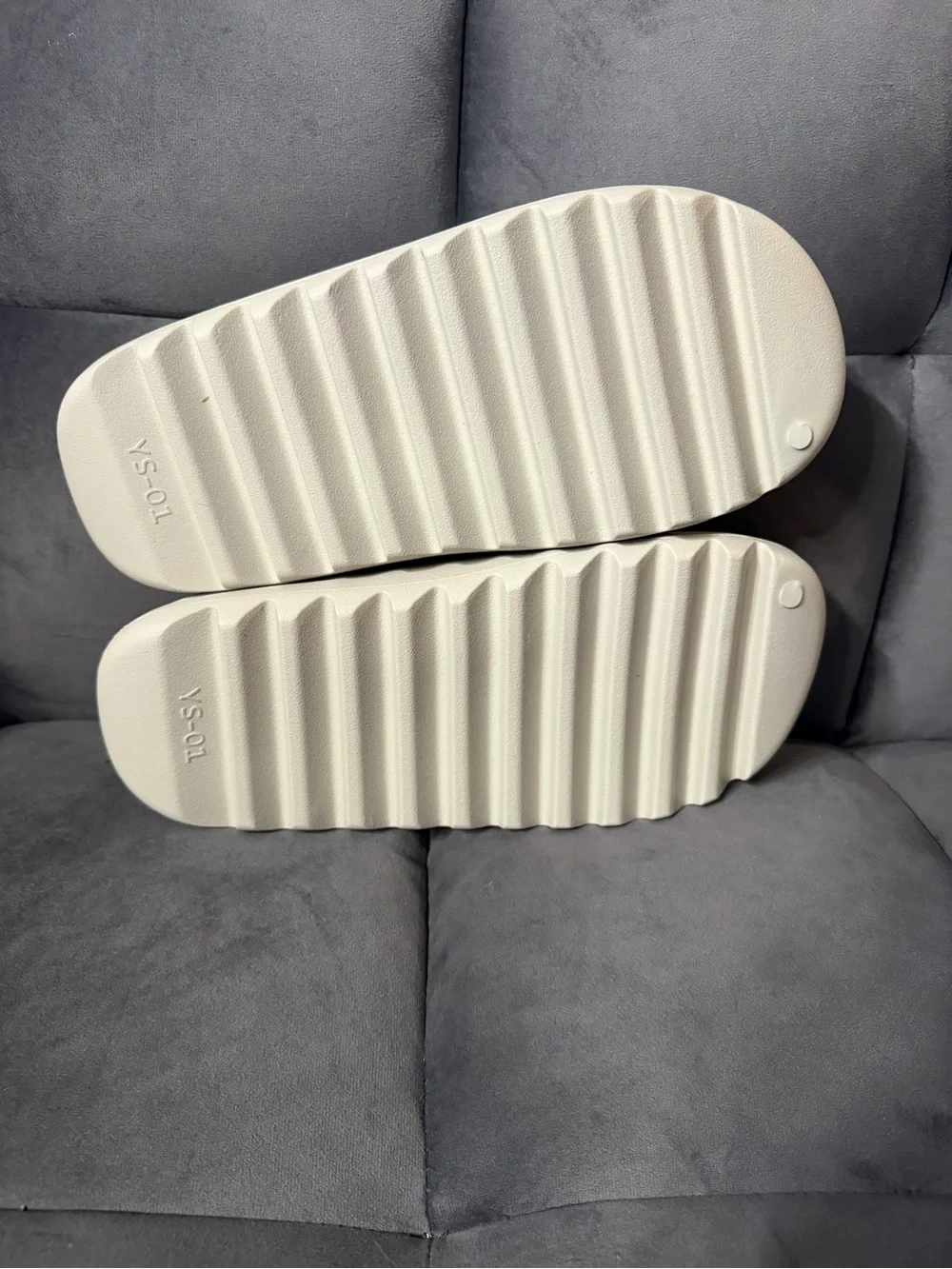 YS-01 Cream Slides (original bag not box) Size 13 Men